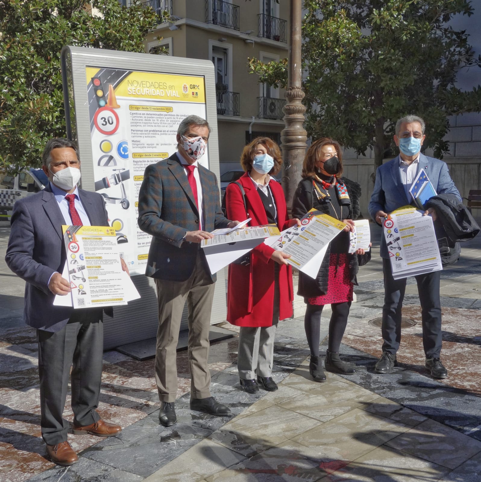 ©Ayto.Granada: EL AYUNTAMIENTO PROMUEVE UNA CAMPAA PARA INFORMAR A LA CIUDADANA SOBRE NOVEDADES EN MATERIA DE SEGURIDAD VIAL Y CMO STAS AFECTAN A GRANADA